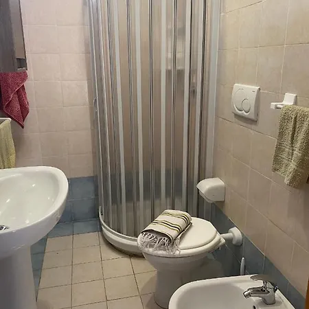 Vignola 2 Apartment *